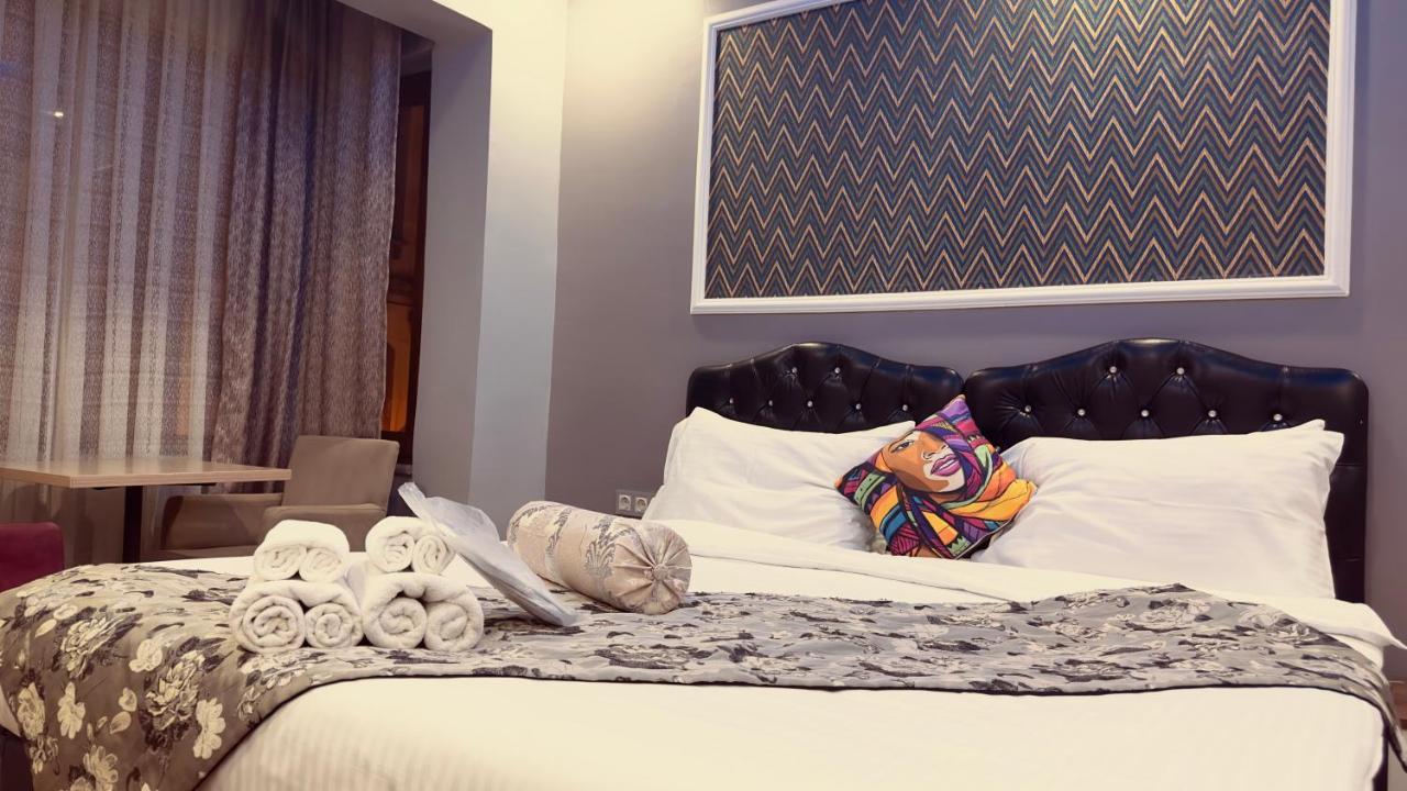 Отель Mitra Downtown 3*