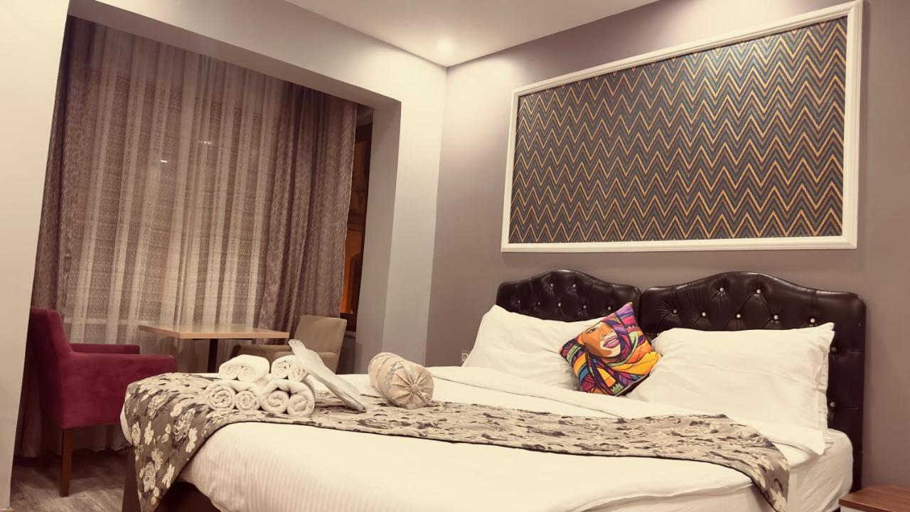 Mitra Downtown Отель 3*